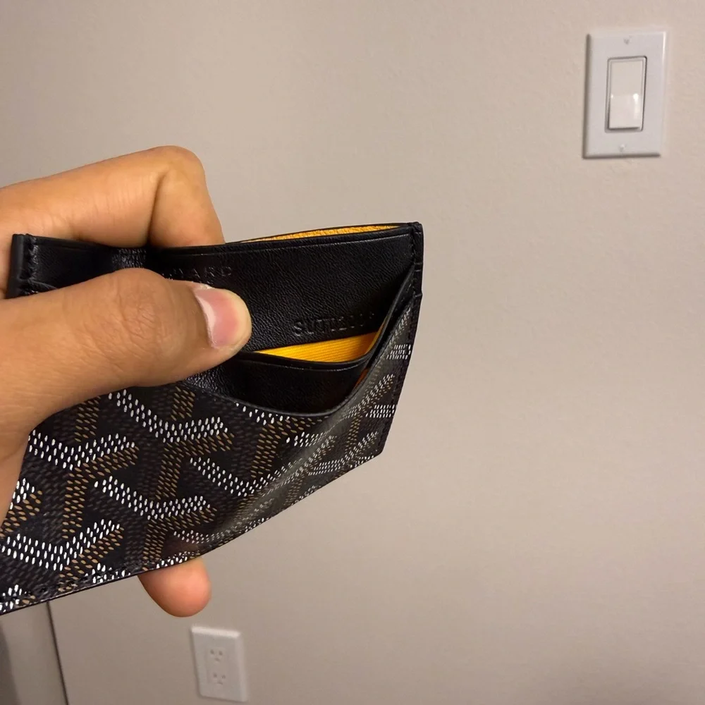 Black and Brown “Goyard” Cardholder - Picture 5 of 5